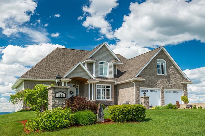 Exposed Brick Walls for Timeless Charm and Texture