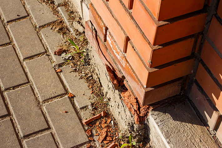 spring-brick-repair-rochester-hills-MI-masonry-construction-and-general-contractors